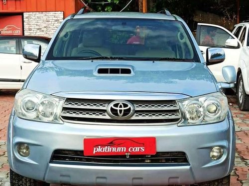 Toyota Fortuner 3.0 4x4 , 2010, Diesel MT in Gandhinagar 