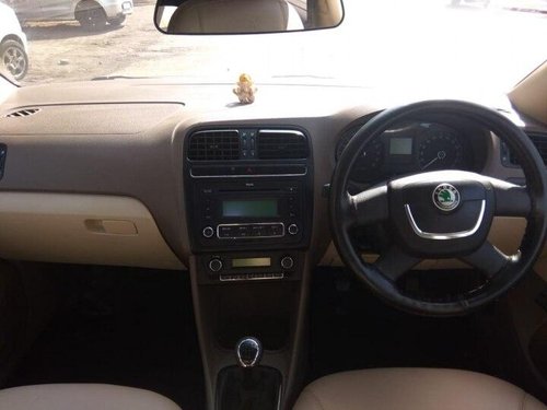 Skoda Rapid 2012 MT for sale in Mumbai 