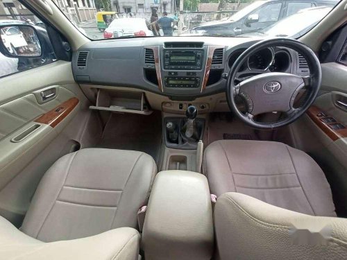 Toyota Fortuner 3.0 4x4 , 2010, Diesel MT in Gandhinagar 