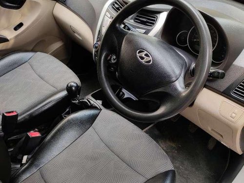 Used Hyundai Eon Magna 2012 MT in Ahmedabad 