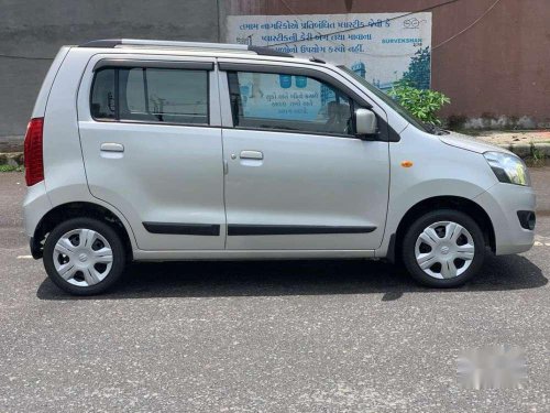 Used 2015 Maruti Suzuki Wagon R MT for sale in Surat