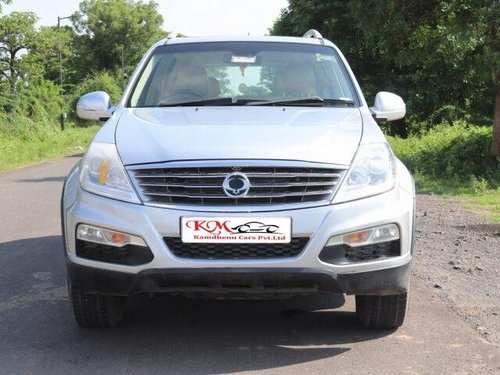 Mahindra Ssangyong Rexton RX7 2013 AT in Ahmedabad 