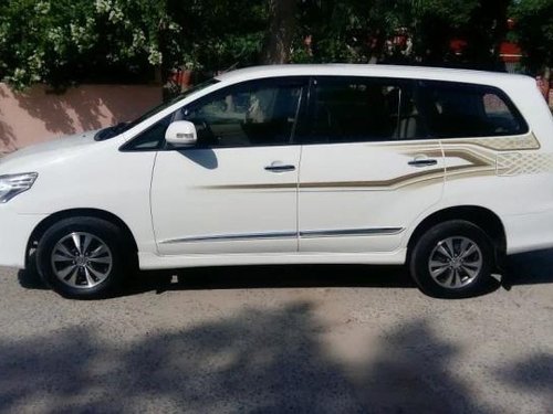 Used 2015 Toyota Innova MT for sale in New Delhi