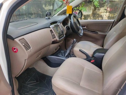Used Toyota Innova Crysta 2015 MT for sale in Mumbai 