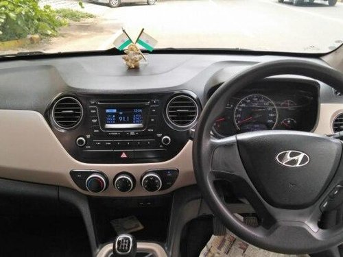 Hyundai Grand i10 Sportz 2015 MT for sale in Ahmedabad 