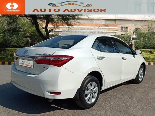 Used Toyota Corolla Altis 1.8 G 2014 MT for sale in New Delhi