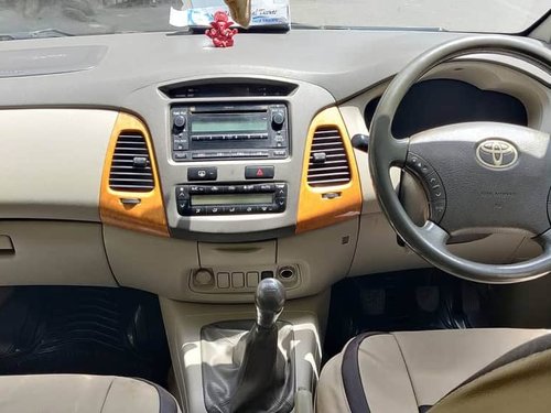 Used Toyota innova V Model 2011