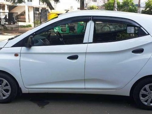 Hyundai Eon Magna +, 2016, MT for sale in Ahmedabad 