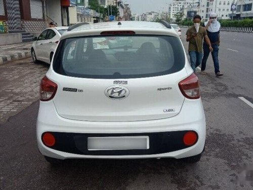 Hyundai Grand i10 1.2 CRDi Sportz Option 2017 MT in Jaipur 