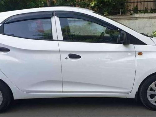 Hyundai Eon Magna +, 2016, MT for sale in Ahmedabad 