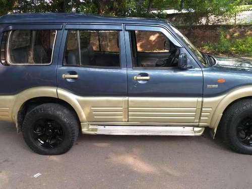 Used 2005 Mahindra Scorpio VLX MT for sale in Chandigarh 