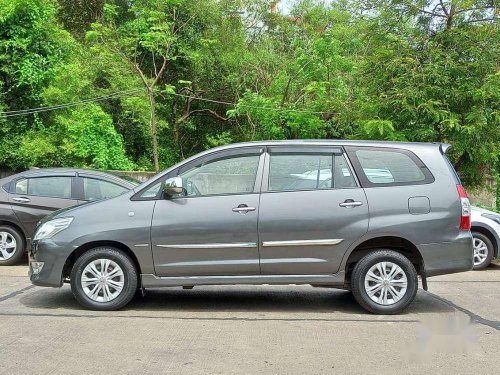 Toyota Innova 2.5 G 8 STR BS-IV, 2012, MT in Mumbai 