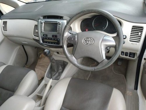 Toyota Innova 2.5 ZX Diesel 7 Seater BSIII 2014 MT in Bangalore