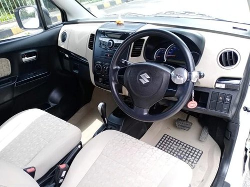 Used 2017 Maruti Suzuki Wagon R VXI AT in Mumbai 