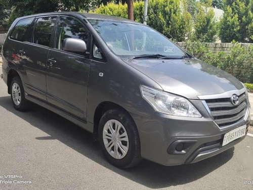 Toyota Innova 2014 MT for sale in Chandigarh