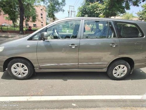 Toyota Innova 2014 MT for sale in Chandigarh