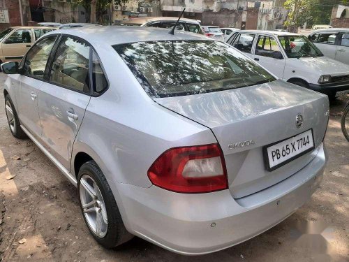 Skoda Rapid 1.5 TDI CR Ambition Plus, 2013, Diesel MT in Chandigarh