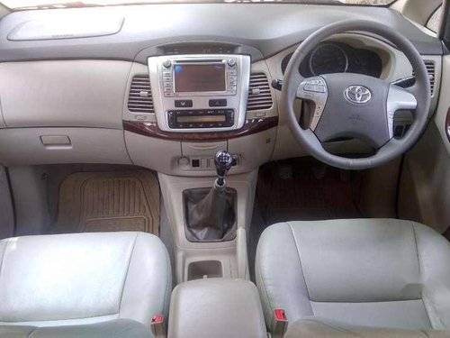 Toyota Innova 2.5 V 7 STR, 2013, Diesel MT for sale in Chandigarh