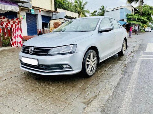 2015 Volkswagen Jetta 2013-2015 2.0L TDI Highline AT in Pune