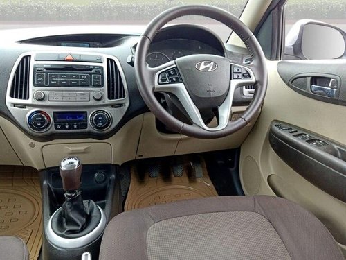 2014 Hyundai Elite i20 Sportz 1.4 CRDi MT in New Delhi