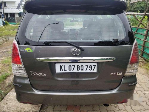 Used Toyota Innova 2011 MT for sale in Kochi