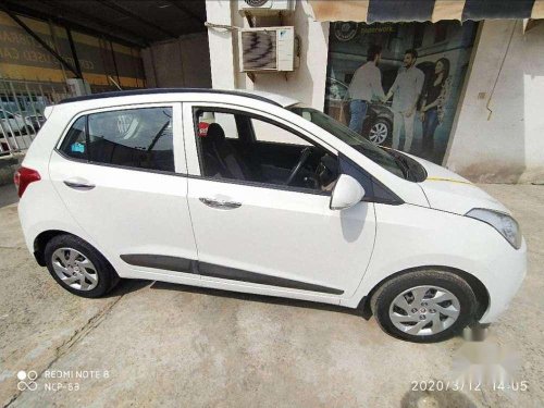 2014 Hyundai Grand i10 Sportz MT for sale in Noida
