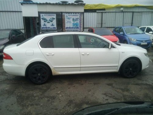 2010 Skoda Superb 2016-2020 Elegance 1.8 TSI AT in Pune