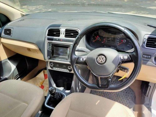 Volkswagen Polo Highline Petrol, 2016, Petrol MT in Chennai