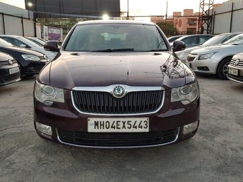 2011 Skoda Superb 2016-2020 Elegance 1.8 TSI MT in Pune