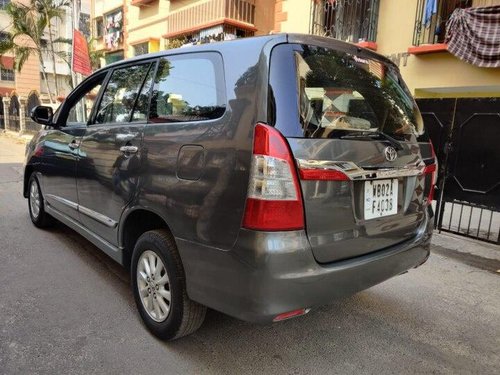 2014 Toyota Innova 2.5 V Diesel 7-seater MT in Kolkata