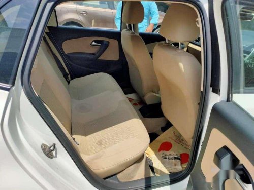 Volkswagen Polo Highline Petrol, 2016, Petrol MT in Chennai