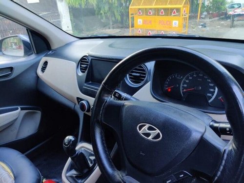 Hyundai i10 Magna 2015 MT for sale in New Delhi