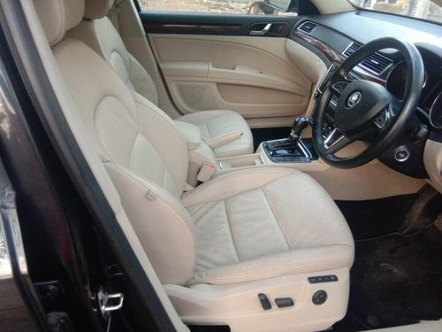 2014 Skoda Superb Elegance 1.8 TSI AT in New Delhi