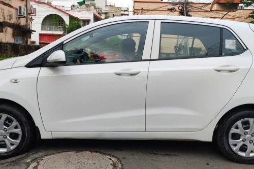 2014 Hyundai i10 Magna MT for sale in Kolkata