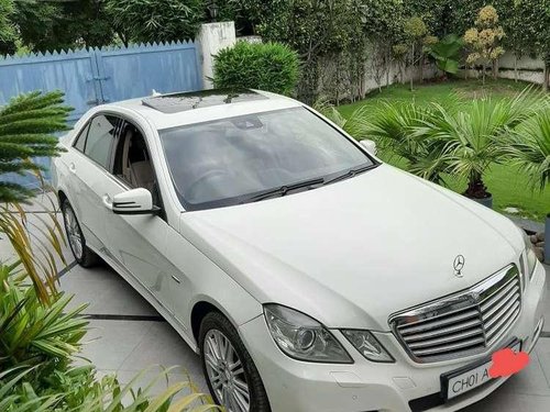 Mercedes-Benz E-Class E 220 CDI Elegance, 2012, Diesel AT in Jalandhar