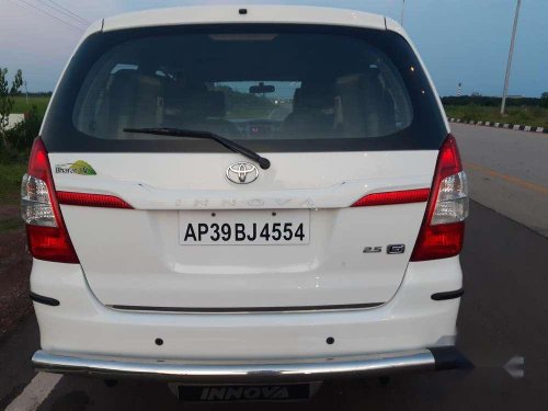 Used 2014 Toyota Innova 2.5 GX 7 STR MT for sale in Vijayawada