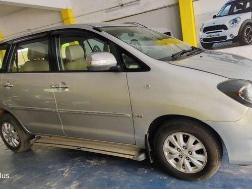 Toyota Innova 2.0 V, 2010, Diesel MT for sale in Kochi