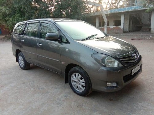 Used 2011 Toyota Innova 2004-2011 MT for sale in New Delhi