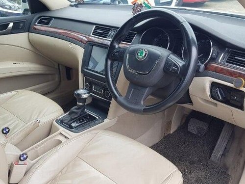 2010 Skoda Superb 2016-2020 Elegance 1.8 TSI AT in Pune