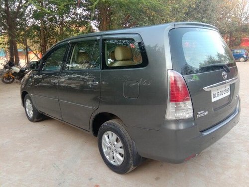 Used 2011 Toyota Innova 2004-2011 MT for sale in New Delhi