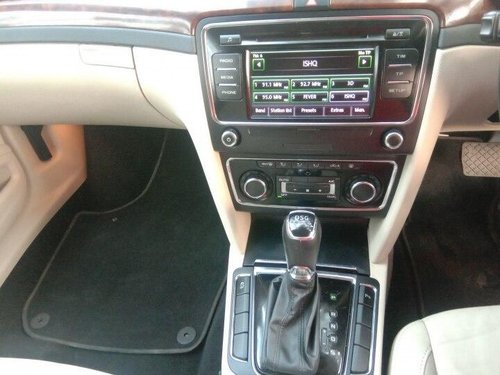 2014 Skoda Superb Elegance 1.8 TSI AT in New Delhi