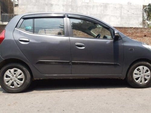 Hyundai i10 Magna 2015 MT for sale in New Delhi