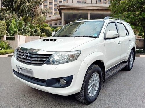 Used 2012 Toyota Fortuner 4x2 AT in New Delhi