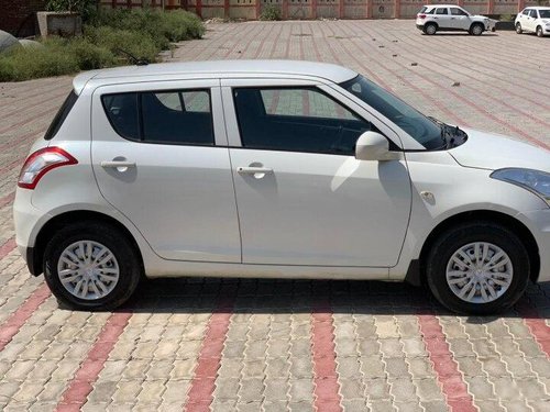 2016 Maruti Swift LXI MT for sale in New Delhi