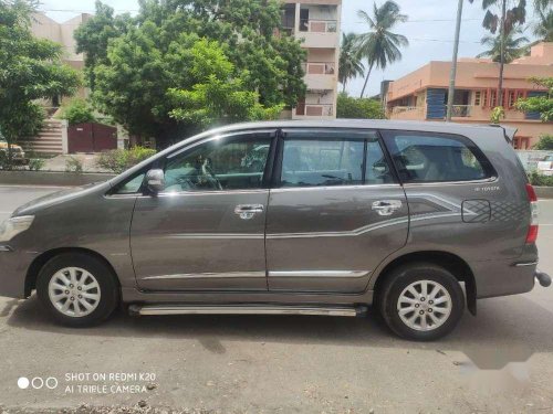 Toyota Innova 2.5 V 8 STR, 2014, Diesel MT in Chennai