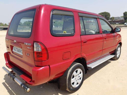 Used Chevrolet Tavera Neo 2014 MT for sale in Ahmedabad