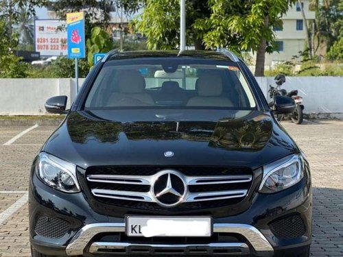 Used 2017 Mercedes Benz GLC AT for sale in Edapal 