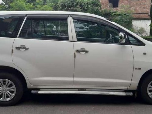 Used 2010 Toyota Innova MT for sale in Kolkata