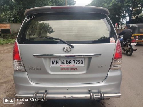 Toyota Innova 2011 MT for sale in Pune 