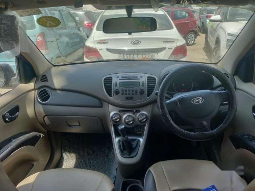 Hyundai i10 Sportz 2013 MT for sale in Guwahati 